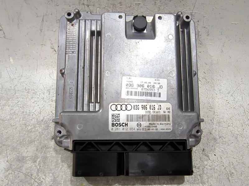 Recambio de centralita inyeccion para audi a4 b7 (8ec) 2.0 tdi 16v referencia OEM IAM 03G906016JD 0281012654  