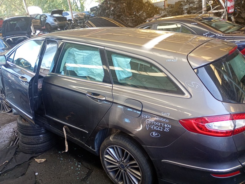 ford mondeo v sedán (cd) del año 2017