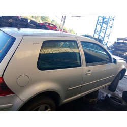 volkswagen golf iv berlina (1j1)(1997) del año 2000