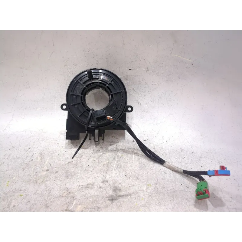 Recambio de anillo airbag para renault megane iv sedán 1.5 dci 110 referencia OEM IAM 255545857RA  
