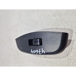 MANDO ELEVALUNAS DELANTERO DERECHO 96540782 