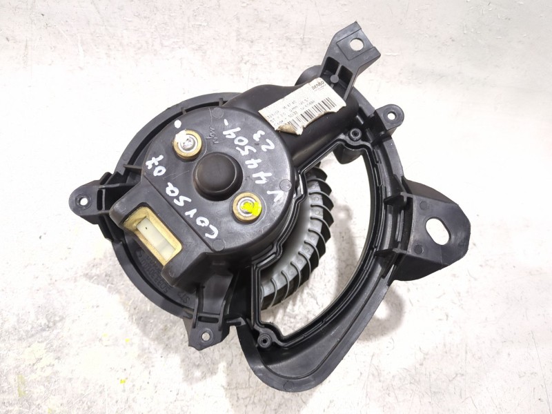 Recambio de motor calefaccion para opel corsa d (2006) 1.4 referencia OEM IAM 65698  