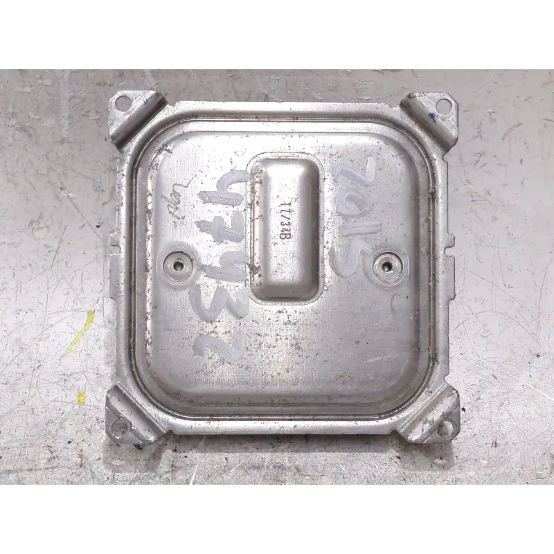 Recambio de centralita xenon para renault megane iv sedán 1.5 dci 110 referencia OEM IAM 260551225R  