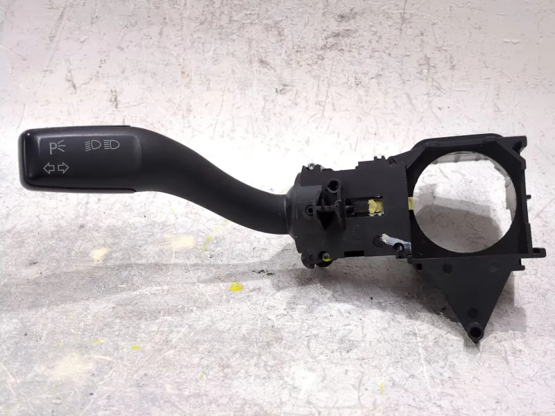 Recambio de mando intermitentes para audi a4 b7 (8ec) 2.0 tdi 16v referencia OEM IAM 4E0953513A  