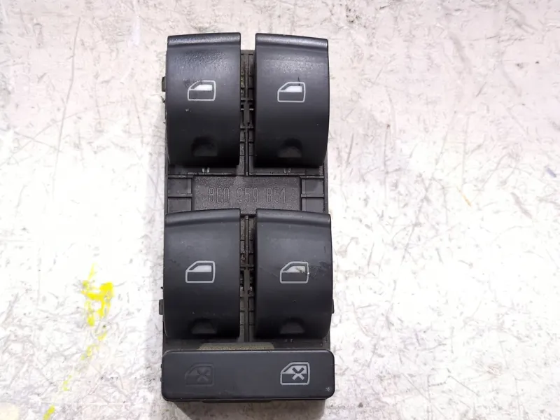 Recambio de mando elevalunas delantero izquierdo para audi a4 b7 (8ec) 2.0 tdi 16v referencia OEM IAM 035608S  