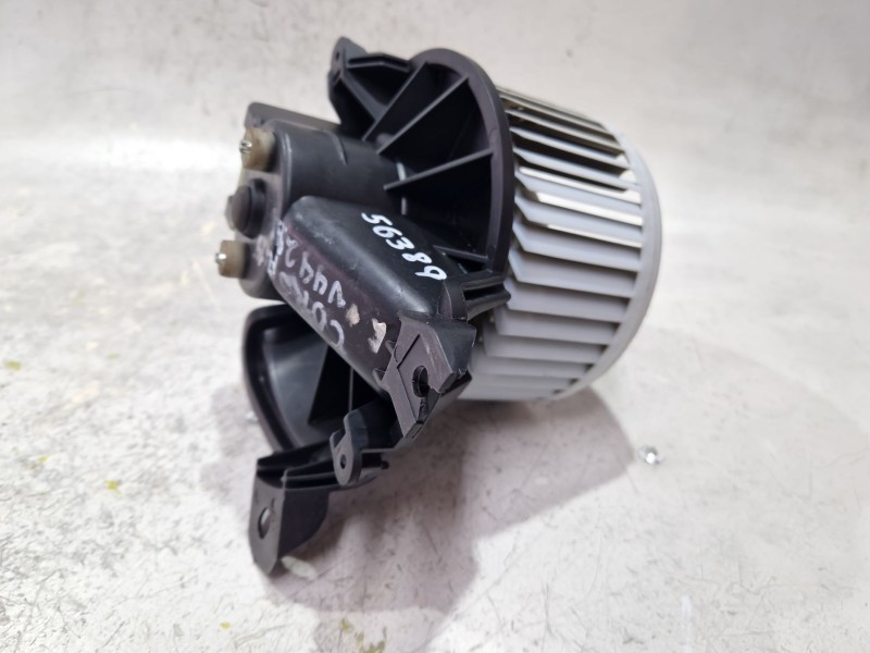 Recambio de motor calefaccion para opel corsa d (2006) 1.2 referencia OEM IAM 164230100  