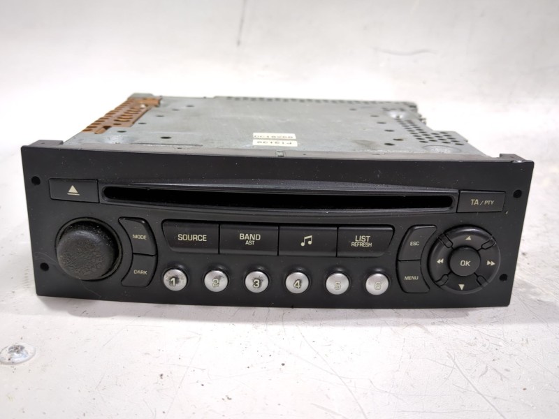 Recambio de sistema audio / radio cd para peugeot 207 (2006) 1.4 16v referencia OEM IAM 96613826XT  