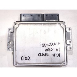 Recambio de centralita inyeccion para kia cee´d (jd) 1.4 crdi 90 referencia OEM IAM 391302A700 28354403  