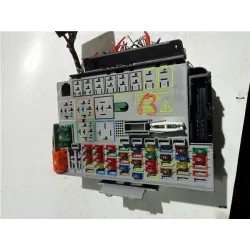 Recambio de caja fusibles/rele para opel astra g berlina di referencia OEM IAM 24412497  