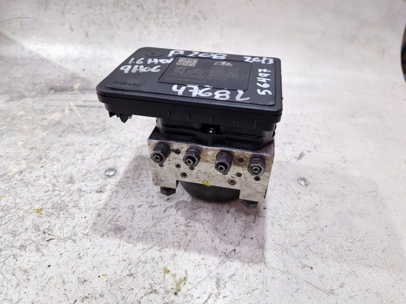 Recambio de nucleo abs para peugeot 208 1.6 hdi referencia OEM IAM 9804161580  