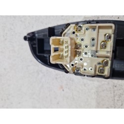 Recambio de mando elevalunas delantero izquierdo para daewoo kalos (klas) 1.2 referencia OEM IAM 621w04750  