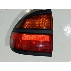 Recambio de piloto trasero izquierdo para renault laguna (b56)(1994) 2.2 d (b56f/2) referencia OEM IAM 7700420122  