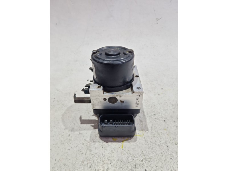 Recambio de nucleo abs para kia carnival (1999) 2.9 td referencia OEM IAM 2K56T437A0  