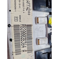 Recambio de pantalla multifuncion para renault clio ii (xbo) 16v referencia OEM IAM P8200028364A  