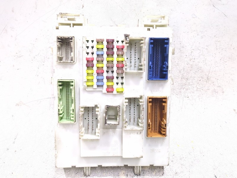 Recambio de caja reles / fusibles para ford focus iii 1.5 d 120cv referencia OEM IAM E11A002236  
