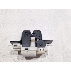 Recambio de cerradura maletero / porton para renault clio iii (2005) 1.1 75 cv referencia OEM IAM 8200076240E  