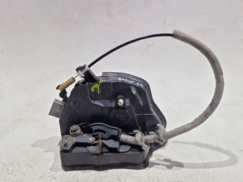 Recambio de cerradura puerta delantera izquierda para bmw x5 (e53) 3.0 d referencia OEM IAM 840253  