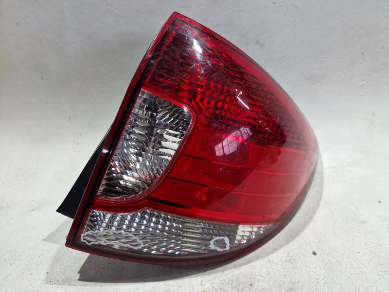 Recambio de piloto trasero derecho para kia rio (bc)(2000) 1.3 referencia OEM IAM   