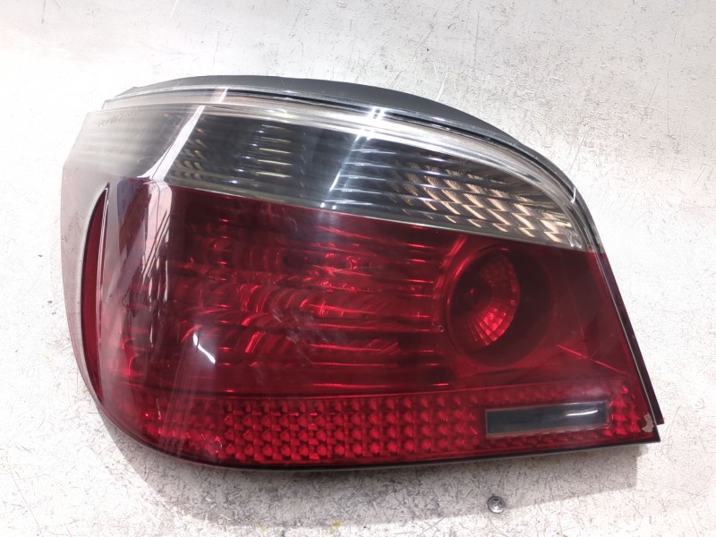 Recambio de piloto trasero izquierdo para bmw 5 (e60) 530 d referencia OEM IAM 7165737 158069  