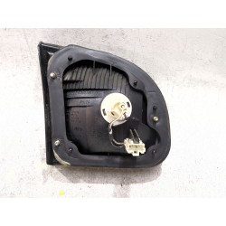 Recambio de piloto porton trasero derecho para daewoo lanos (klat) 1.5 referencia OEM IAM 415900R  