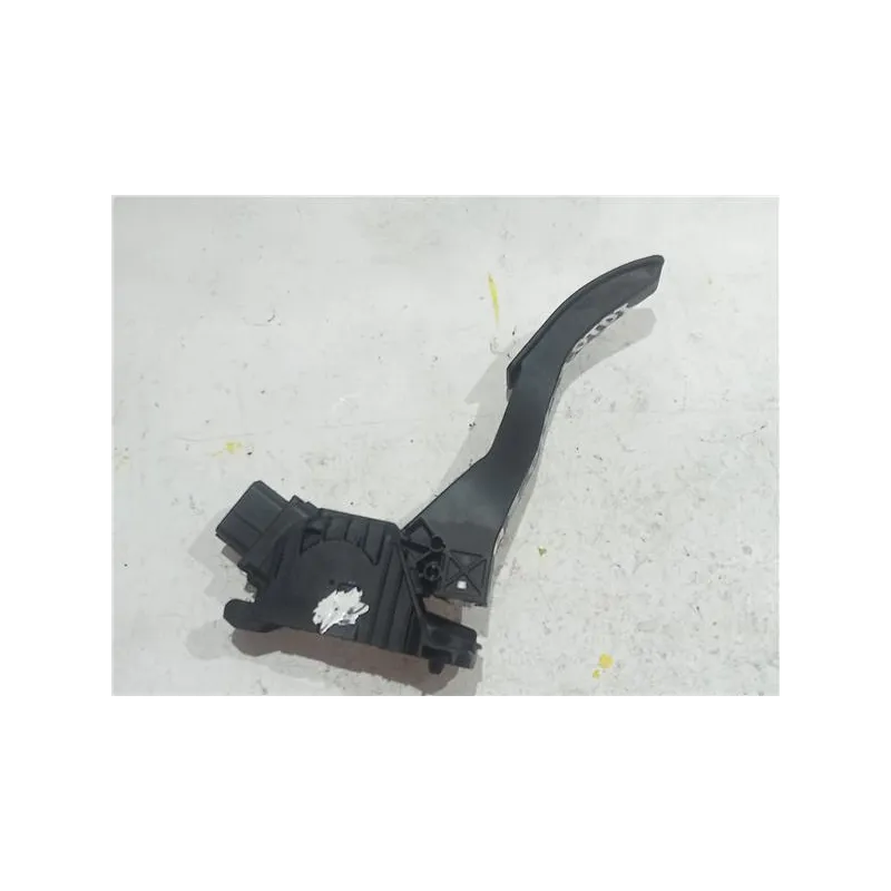 Recambio de potenciometro pedal gas para audi a3 (8v1)(03.2012) crb referencia OEM IAM 5Q1723503F 177806-00AA  