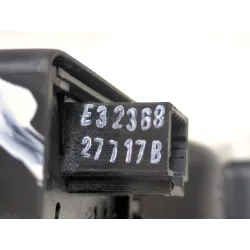 Recambio de mando elevalunas trasero derecho para renault megane iv sedán 1.5 dci 110 referencia OEM IAM E32368  