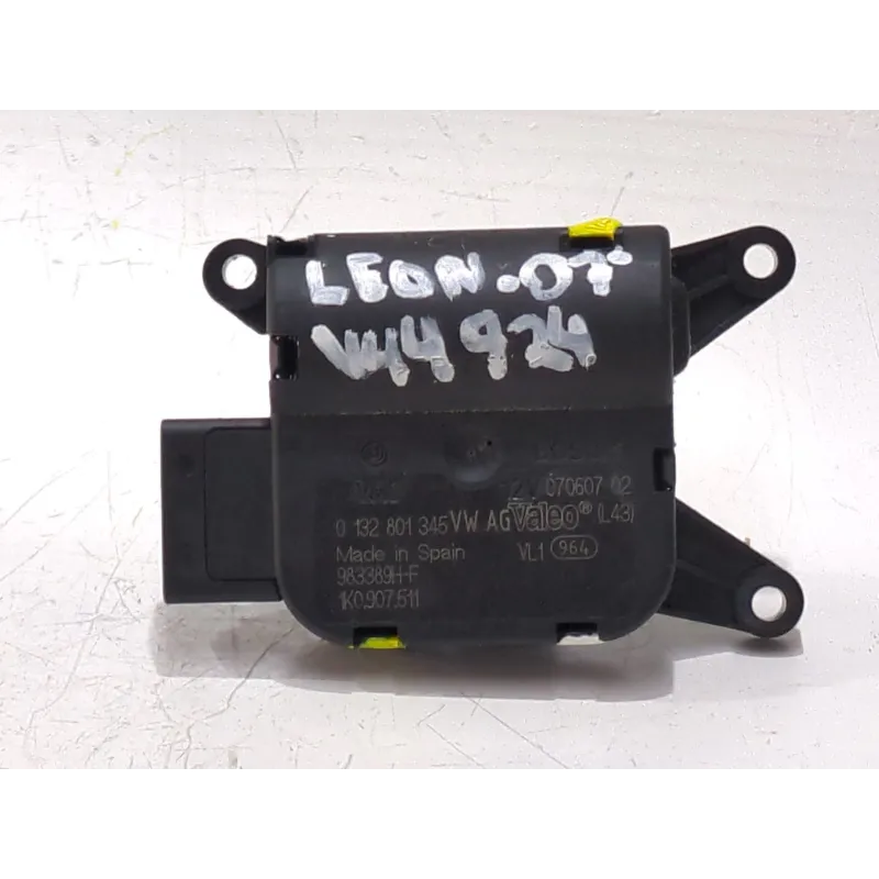 Recambio de motor trampilla calefaccion para seat leon (1p1)(05.2005) 1.9 tdi referencia OEM IAM 0132801345  