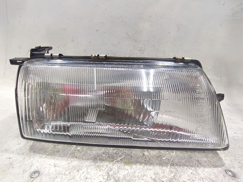 Recambio de faro delantero derecho para opel vectra a (1988) 1.8 s referencia OEM IAM 084421139R  