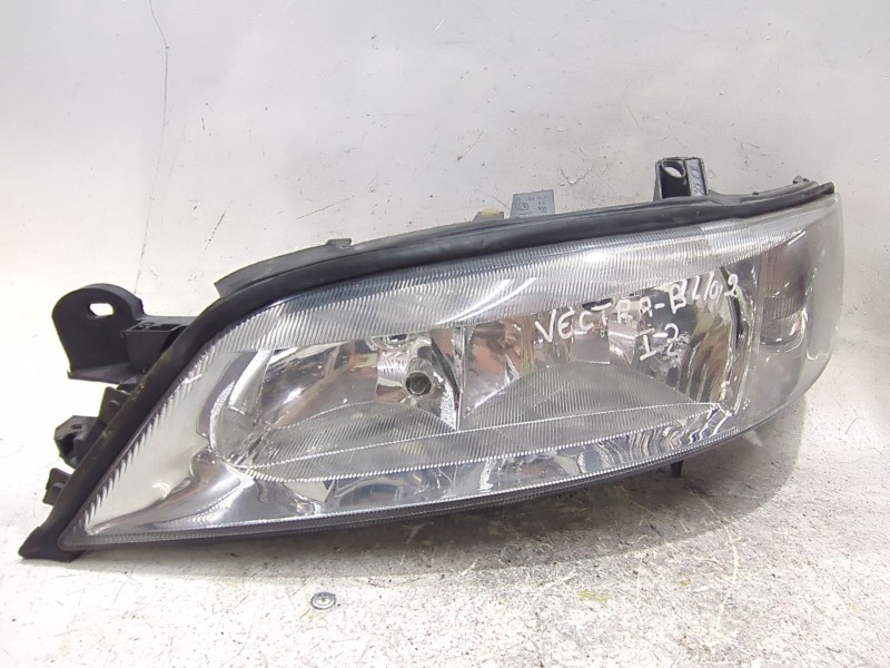 Recambio de faro delantero izquierdo para opel vectra b (j96) 2.0 dti 16v (f19) referencia OEM IAM 67743039 087455  