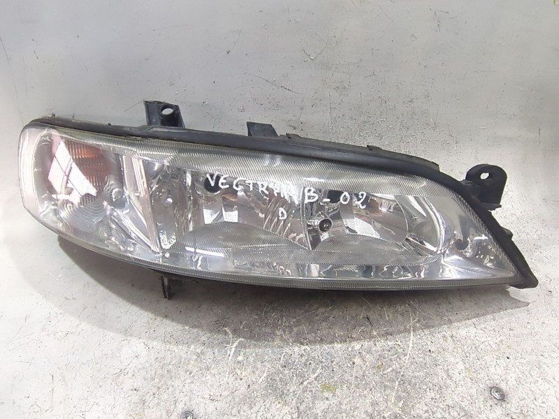 Recambio de faro delantero derecho para opel vectra b (j96) 2.0 dti 16v (f19) referencia OEM IAM 90586845  