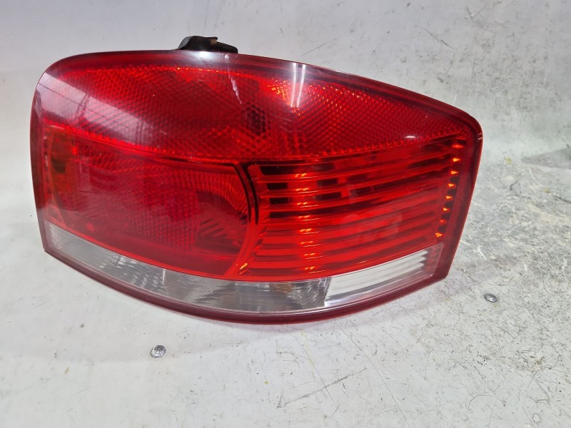 Recambio de piloto trasero derecho para audi a3 (8p1) 2.0 fsi referencia OEM IAM 8P0945096020S  