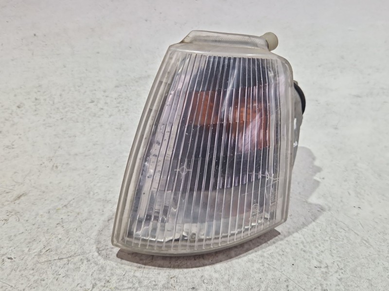 Recambio de intermitente delantero izquierdo para renault 19 ii (b/c53_) 1.4 referencia OEM IAM 7700799367  