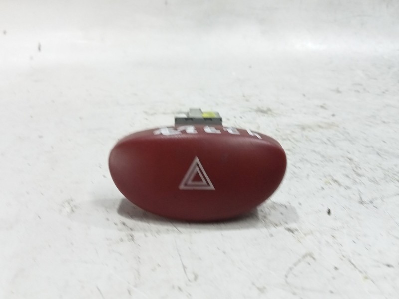 Recambio de boton emergencia para peugeot 206 (1998) 1.9 d referencia OEM IAM   