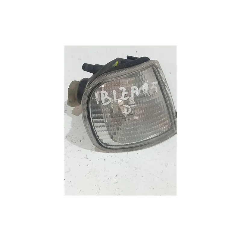 Recambio de intermitente delantero derecho para seat ibiza (6k1)(1993) 1.4 i referencia OEM IAM IBIZA 1995  