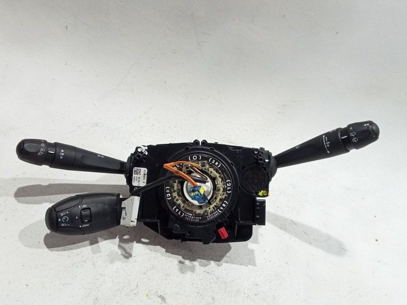 Recambio de com 2000 para peugeot 208 1.6 hdi referencia OEM IAM 98030394zd  