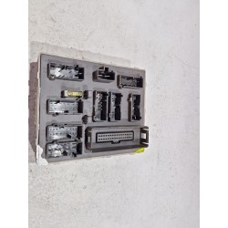 Recambio de caja reles / fusibles para ford focus i sedán (dfw) 1.8 turbo di / tddi referencia OEM IAM   