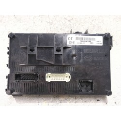 CAJA RELES / FUSIBLES 8200387289 