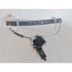 MOTOR ELEVALUNAS DELANTERO DERECHO 