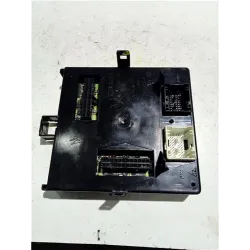Recambio de caja fusibles/rele para renault laguna iii berlina (2007) 2.0 dci (bt01, bt0e, bt0k) referencia OEM IAM 8200139619  