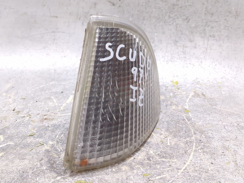 Recambio de piloto delantero izquierdo para fiat scudo combinato (220p) 1.9 d referencia OEM IAM 36190748  