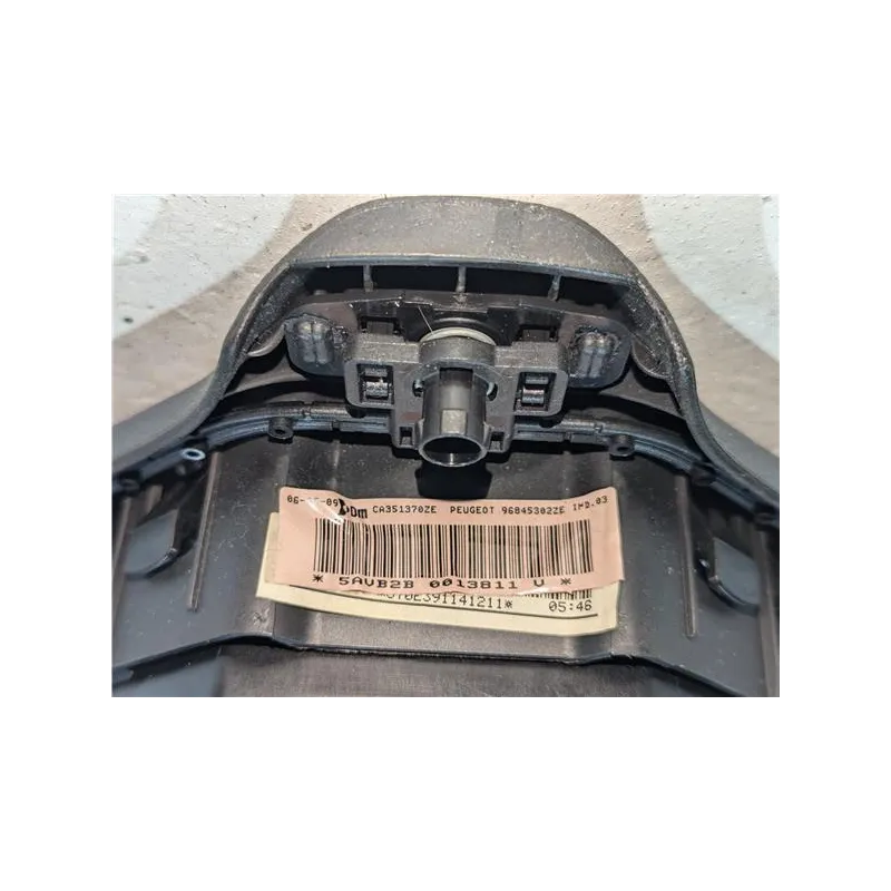 Recambio de airbag volante para peugeot 3008 (05.2009) 2.0 hdi referencia OEM IAM 96845302ZE  