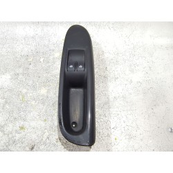 Recambio de mando elevalunas delantero izquierdo para renault clio ii fase i (b/cb0)(1998) 1.5 dci (b/cb03) referencia OEM IAM 8