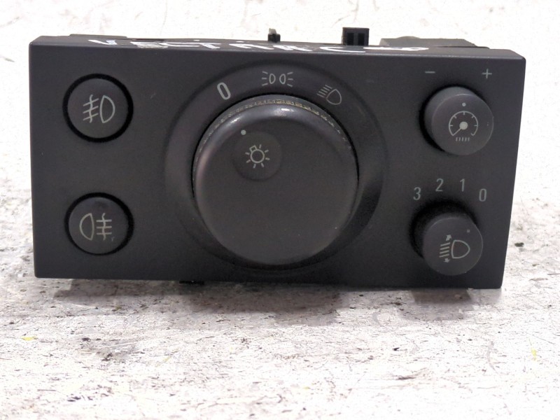 Recambio de mando luces para opel vectra c berlina (2002) 1.9 cdti referencia OEM IAM 13230798  