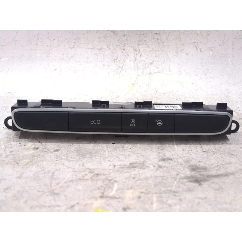 Recambio de mando multifuncion para renault megane iv sedán 1.5 dci 110 referencia OEM IAM E3241301  