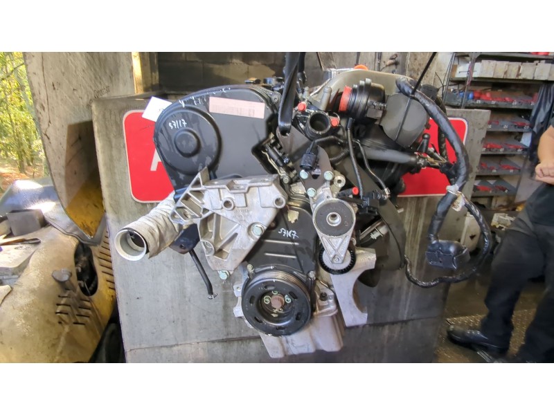 Recambio de motor completo para audi a3 (8p1) 2.0 fsi referencia OEM IAM AXW  