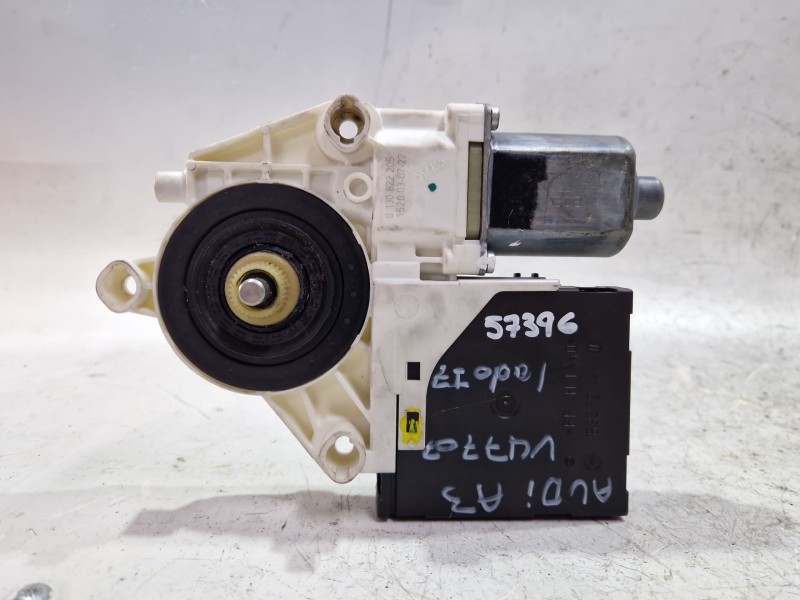 Recambio de motor elevalunas delantero izquierdo para audi a3 (8p1) 2.0 fsi referencia OEM IAM E840311202  