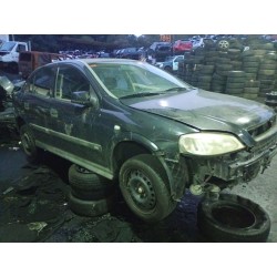 opel astra g sedán (t98) del año 2001