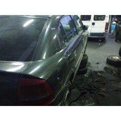 opel astra g sedán (t98) del año 2001