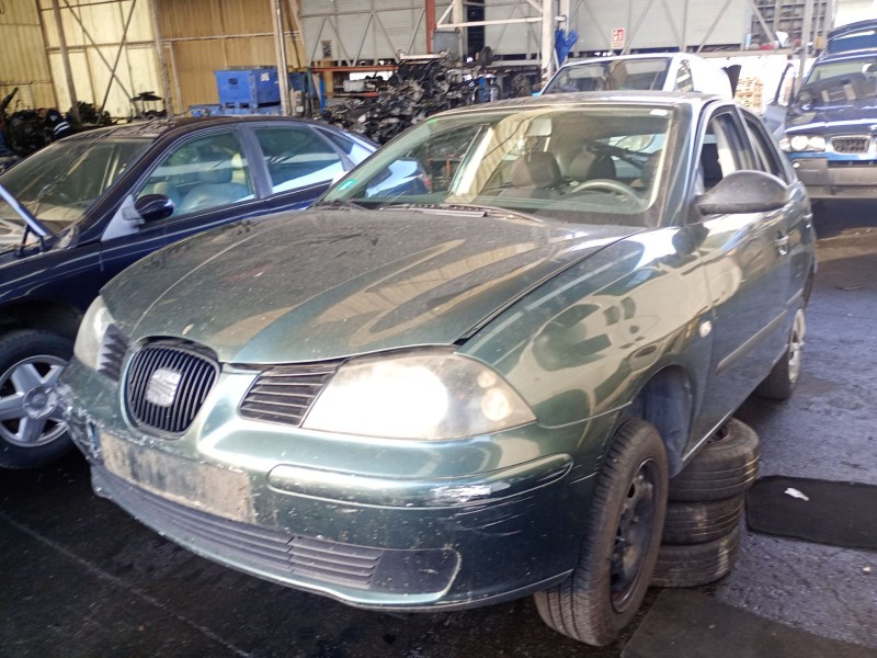 seat ibiza (6l1)(04.2002) del año 2004