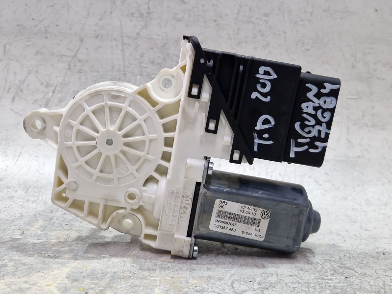 Recambio de motor elevalunas trasero derecho para volkswagen tiguan (5n_) 2.0 tdi 4motion referencia OEM IAM 5N0959704F  